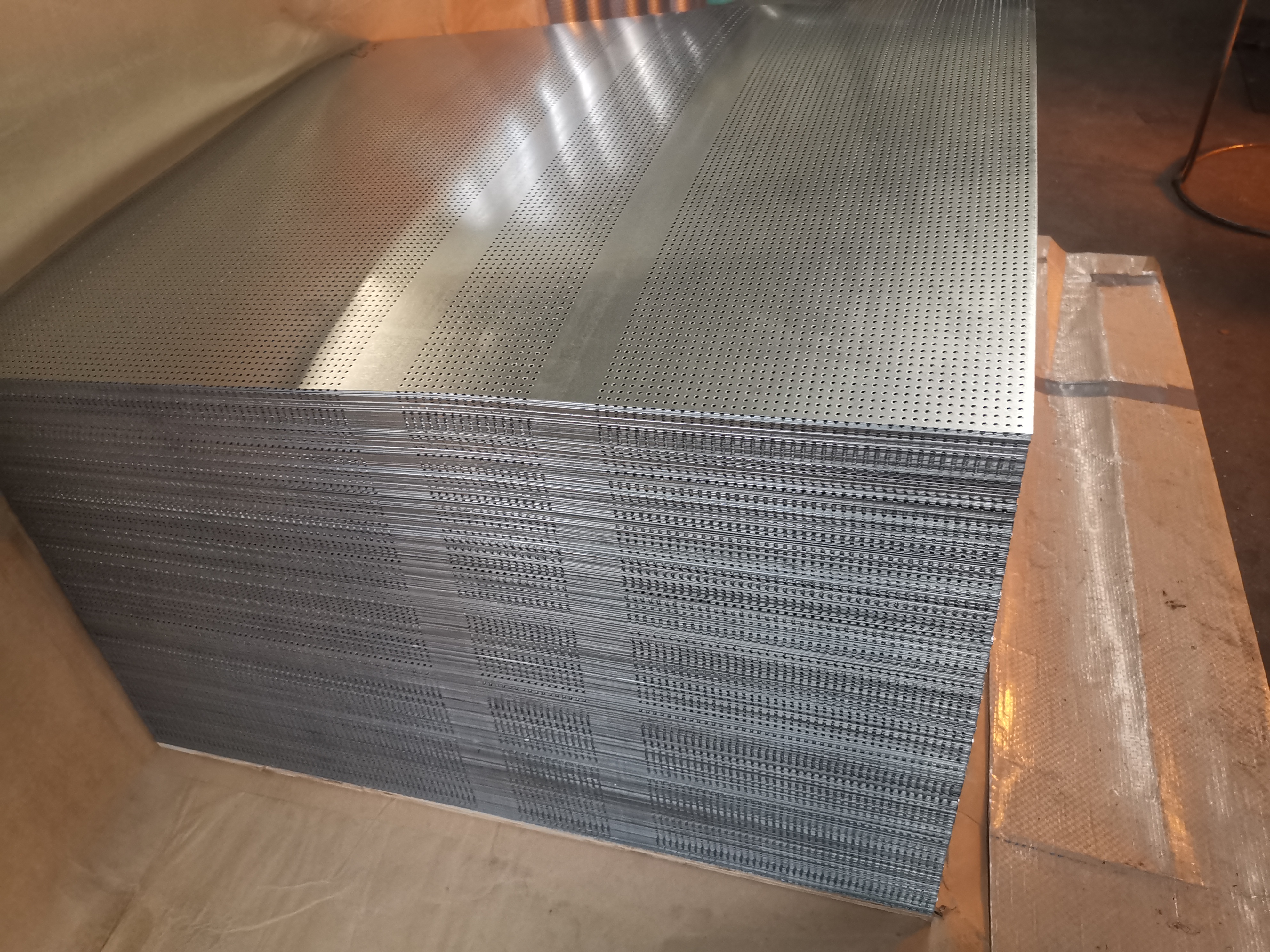 carbon steel, stainless steel, perforated metal mesh, metal mesh